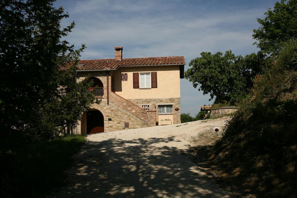 Agriturismo Caiburroni Pietralunga  Buitenkant foto