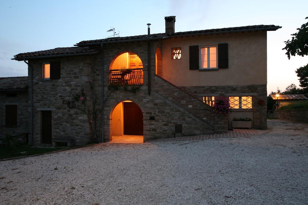 Agriturismo Caiburroni Pietralunga  Buitenkant foto